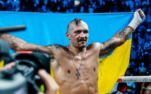 Промоутер Усика розповів, хто з обов'язкових претендентів стоїть першим у черзі на бій з Олександром