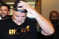 Член команди Усика, на якого напав батько Ф'юрі, відреагував на бійку: "Він з'їхав з глузду"