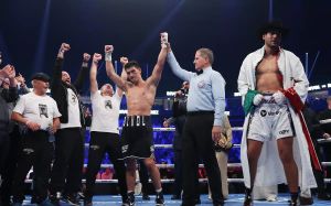 Едді Гірн вважає, що Бівол гідний першого місця в рейтингу pound-for-pound