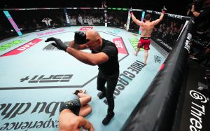 Відео бою Муслім Саліхов - Карлос Леал UFC on АВС 9