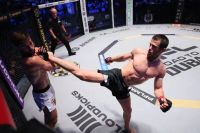 Усман Нурмагомедов "задушив" Алфі Девіса в головній події турніру PFL Dubai