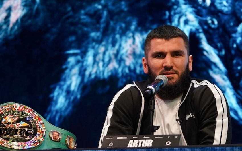 WBO вимагає від Бетербієва підтверджень травми, внаслідок якої зірвався бій із Біволом, погрожує відібрати титул