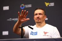 Олександр Усик веде переговори з боксерським промоушеном Дани Вайта