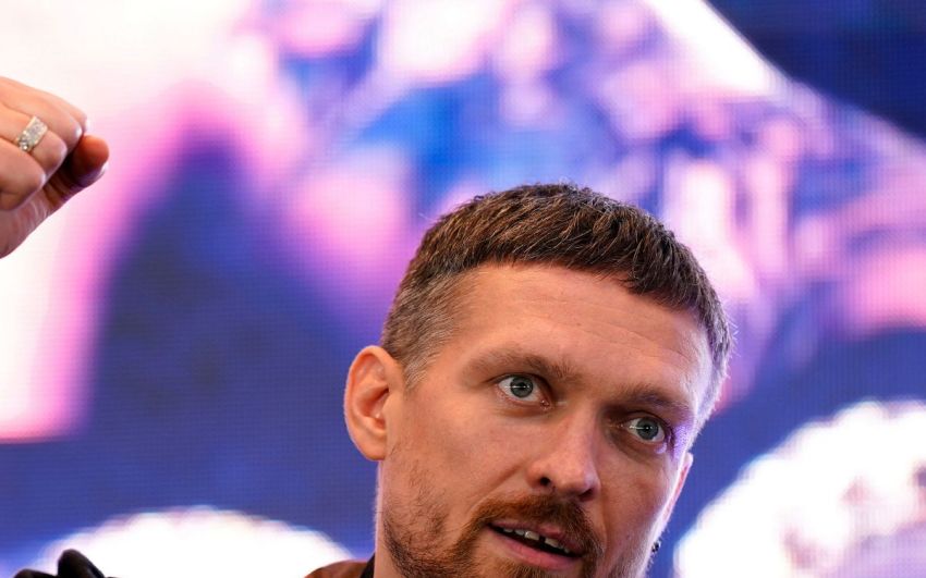 Олександр Усик назвав двох бажаних суперників по останньому бою