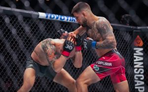 Відео бою Ілія Топурія - Джош Емметт UFC on ABC 5