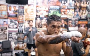 Маріо Барріоса підвищено до статусу повноцінного чемпіона за версією WBC у напівсередній вазі