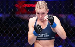 Дудакова після успішного дебюту в UFC подякувала російському промоушену