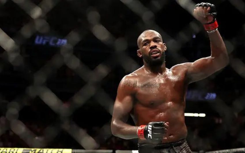 Василевський не бачить у UFC бійців, здатних перемогти Джонса