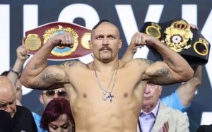 Олександр Усик розповів, який бій проти британців був найскладнішим для нього