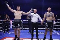 Відео бою Джонні Фішер - Ален Бабич