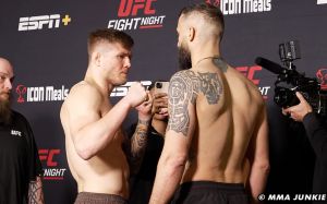 Результати зважування UFC Fight Night 254: Марвін Ветторі - Роман Долідзе 2