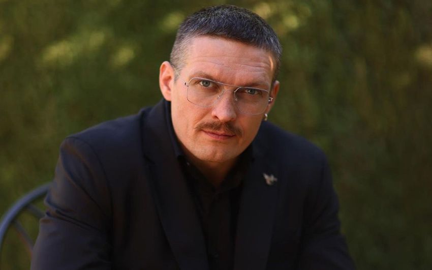 Олександр Усик пояснив, чому не йде з боксу, незважаючи на прохання матері