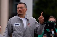 Тедді Атлас закликав Усика завершити кар'єру: "Я хочу побачити щасливий кінець цього чудового фільму"