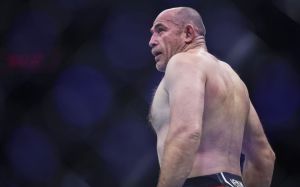 Олексій Олійник розкрив, яку суму заробив під час кар'єри в UFC