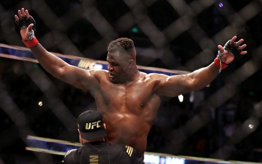 Олександр Волков прокоментував слова Вайта про те, що Нганну пішов з UFC через острах конкуренції