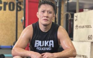 Жумагулов сподівається отримати компенсацію від UFC