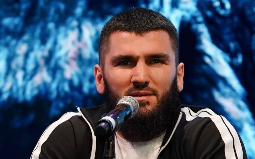 Артуру Бетербієву зняли шви після операції на коліні: "Найнеприємніше позаду"