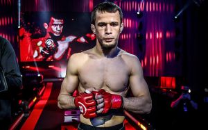 Усман Нурмагомедов підписав контракт на наступний бій у Bellator