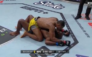 Жаілтон Алмейда переміг рішенням суддів Дерріка Льюїса на UFC Fight Night 231