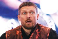 Леннокс Льюїс мріє про бій з Усиком: "Я б зміг його прорахувати"
