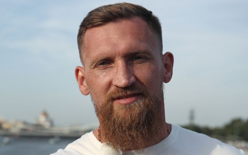 Дмитро Кудряшов звернувся до палія його автомобіля: "Просто мавпа, тварина"