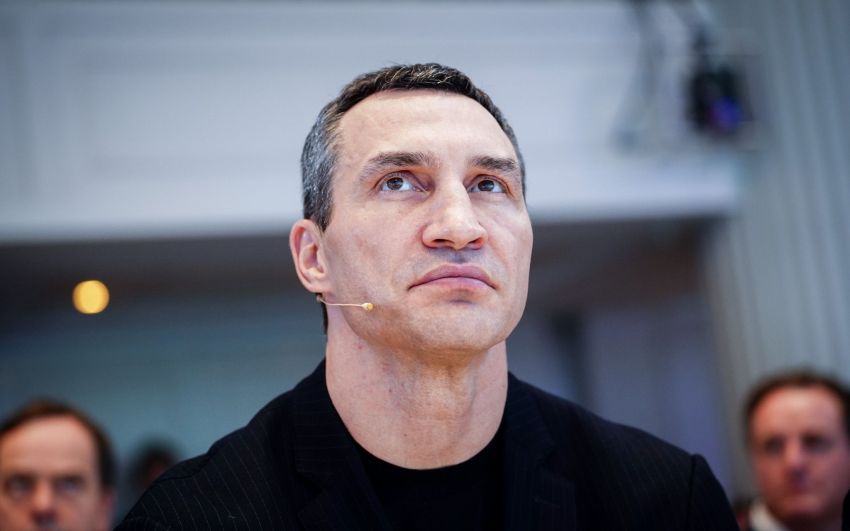 "Томас Бах служить кольорам та інтересам Росії". Кличко відреагував на рекомендацію МОК