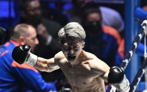 Джамел Еррінг: "Іноуе летить за ваговими категоріями як піковий Пак'яо"