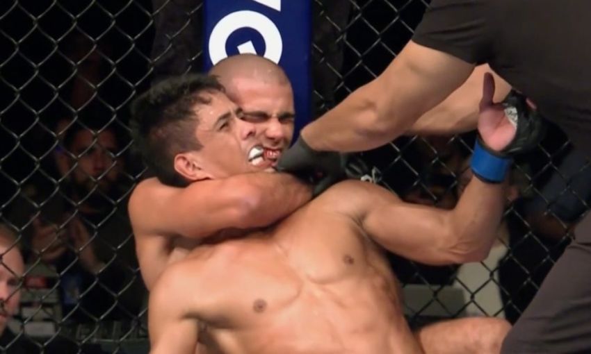 Відео бою Мухаммад Мокаєв - Жафел Фільо UFC 286