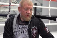 "Я московський бешкетний гуляка": Ємельяненко порадував фанатів співом