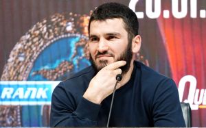 Дмитро Бівол вказав на слабкі сторони Артура Бетербієва