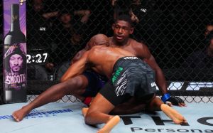 Відео бою Камару Усман - Хоакін Баклі UFC on ESPN 69