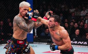 Майкл Чендлер не зміг взяти реванш у Чарльза Олівейри на UFC 309