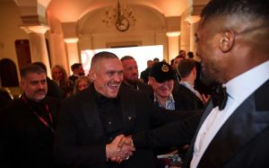 Френк Воррен: "Приберіть Усика і Велика Британія стане центром світового боксу в суперважкій вазі"