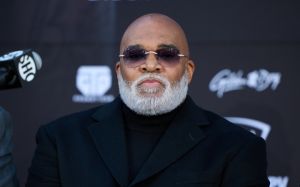 Леонард Еллербі пішов з посади Mayweather Promotions
