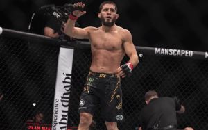 Іслам Махачев прокоментував перемогу над Волкановскі на UFC 294