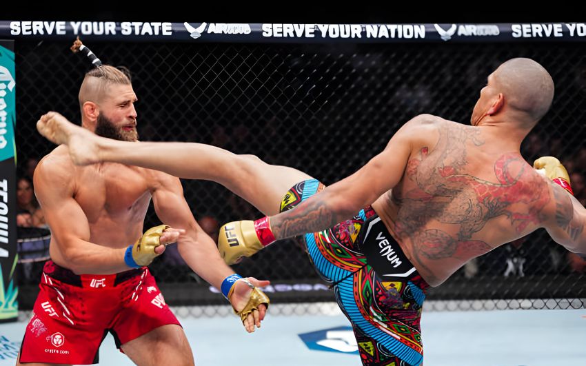 Відео бою Алекс Перейра - Їржі Прохазка 2 UFC 303