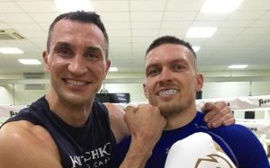 Володимир Кличко підтримав Усика перед боєм із Ф'юрі: "Удачі в цю суботу"