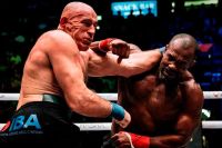 Олександр Ємельяненко прокоментував розгромну поразку Олійника на BKFC 71: "Він уже давно пробитий"