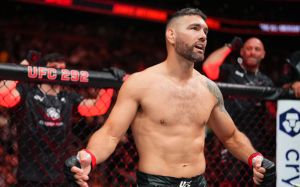 "Бився як дикун". Корм'є оцінив виступ Вайдмана на UFC 292