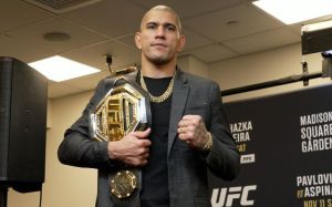 Алекс Перейра поділився подробицями нового контракту з UFC