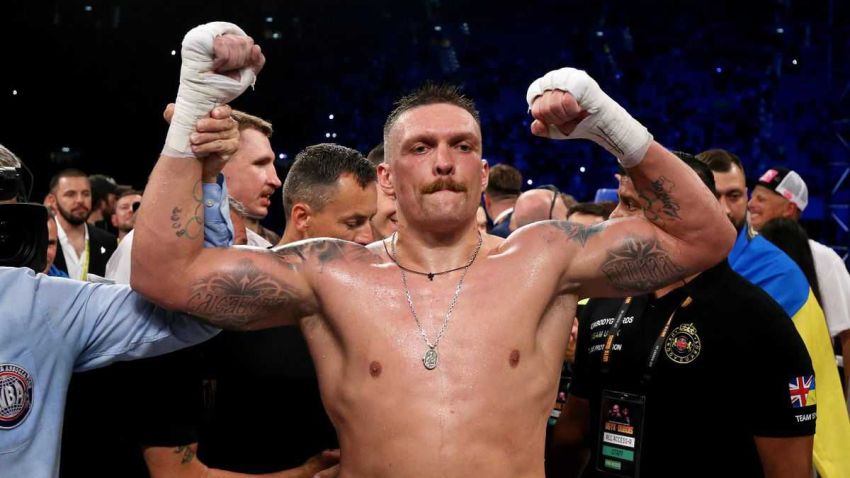 Чемпіон WBC рветься врятувати шоу в Ер-Ріяді - пропонує Усику свій зелений пояс