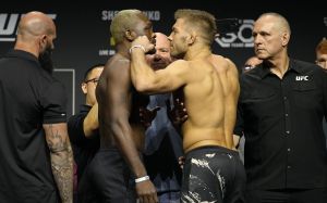 Відео бою Дерек Брансон - Дрікус дю Плессі UFC 285