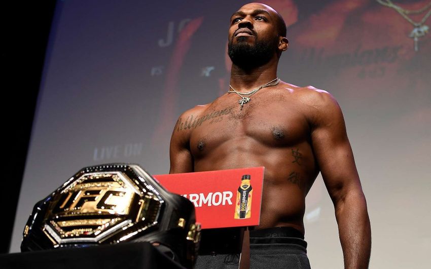 Брендан Шауб пояснив, чому UFC слід було позбавити титулу Джона Джонса