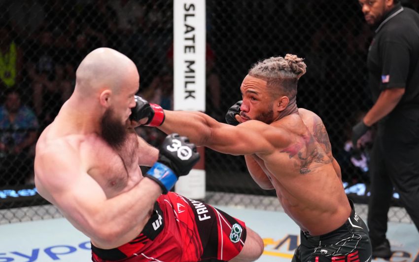 Відео бою Кевін Лі - Рінат Фахретдінов UFC on ESPN 48