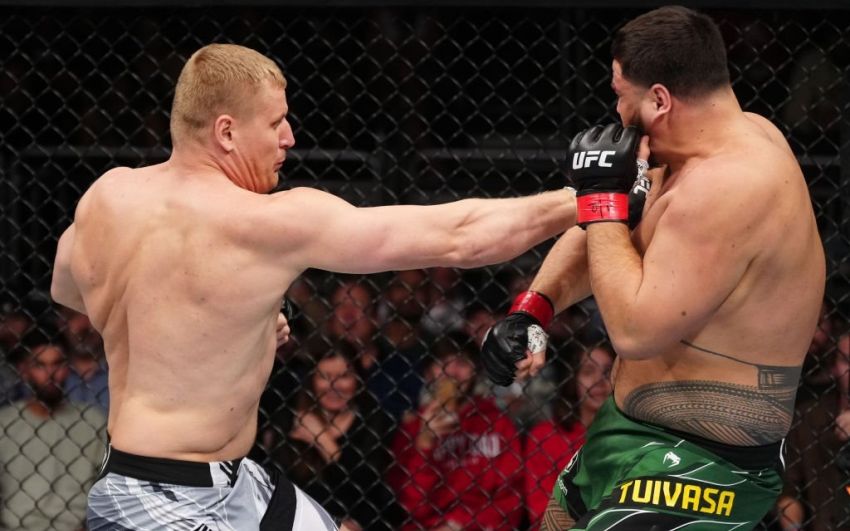 Відео бою Сергій Павлович - Тай Туіваса UFC on ESPN 42