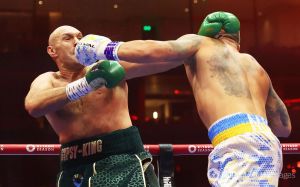 Президент Top Rank назвав умову для перемоги Ф'юрі в реванші з Усиком