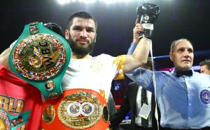 Маурісіо Сулейман розповів, чи вплине на Бетербієва рішення WBC про виключення російських боксерів із рейтингів