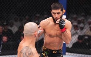 Відео бою Іслам Махачев - Олександр Волкановскі 2 UFC 294