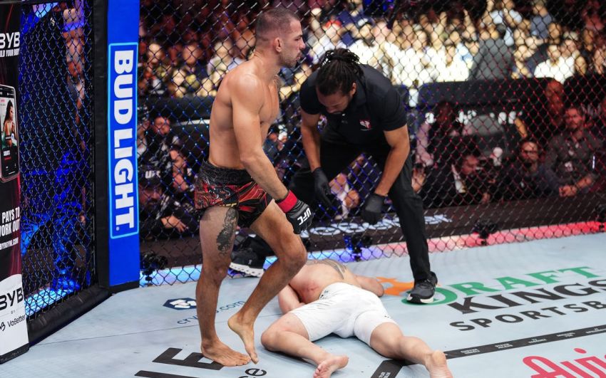 Алешандре Пантожа "задушив" Кая Кара-Франса на UFC 317