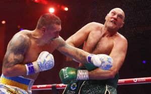 Олександр Усик розповів про підготовку до реваншу з Ф'юрі: "Це допоможе мені бути кращим у другому бою"